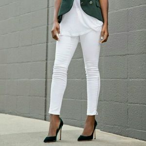 BCBG Maxazria White Ankle Zipper Skinny Jeans
